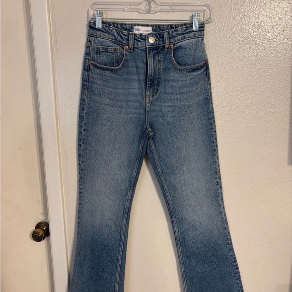 Zara Blue Flare Women's Jeans - Picture 6 of 6